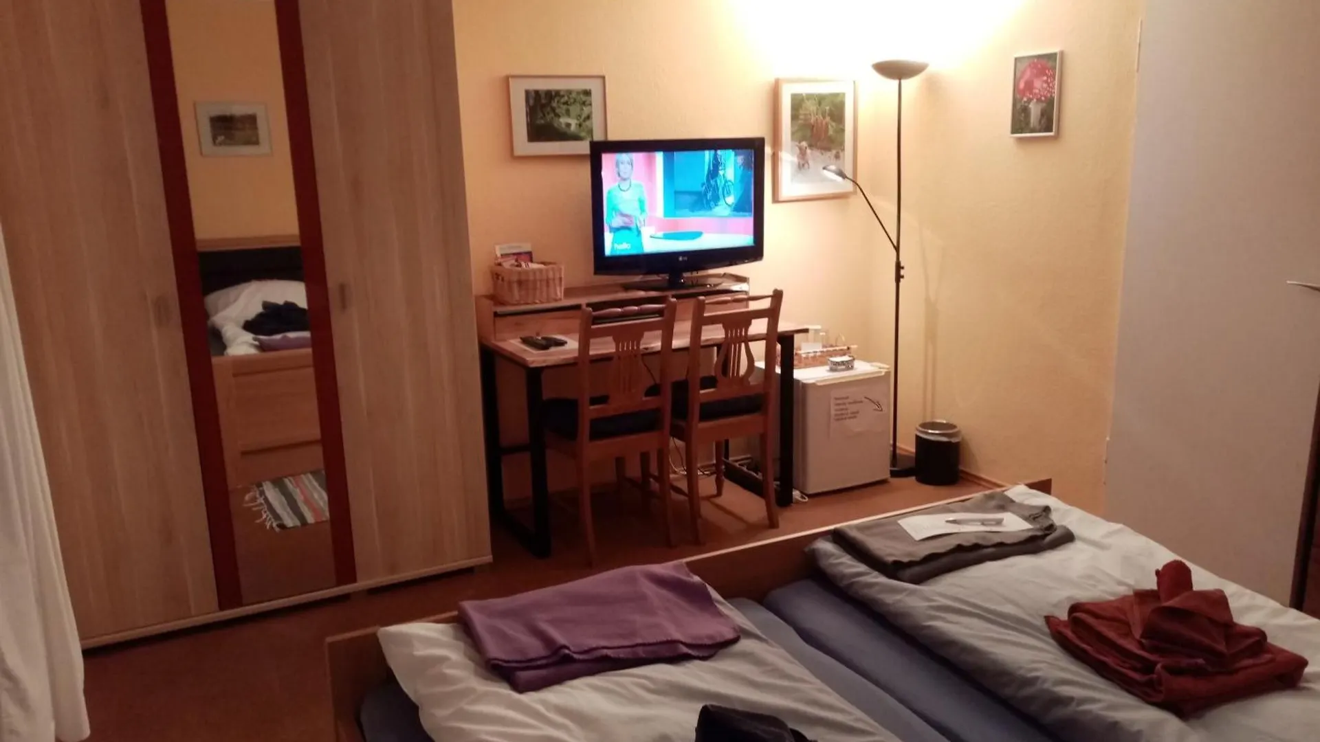 Haus Vogelparadies Homestay Hemhofen 0*,  Germany