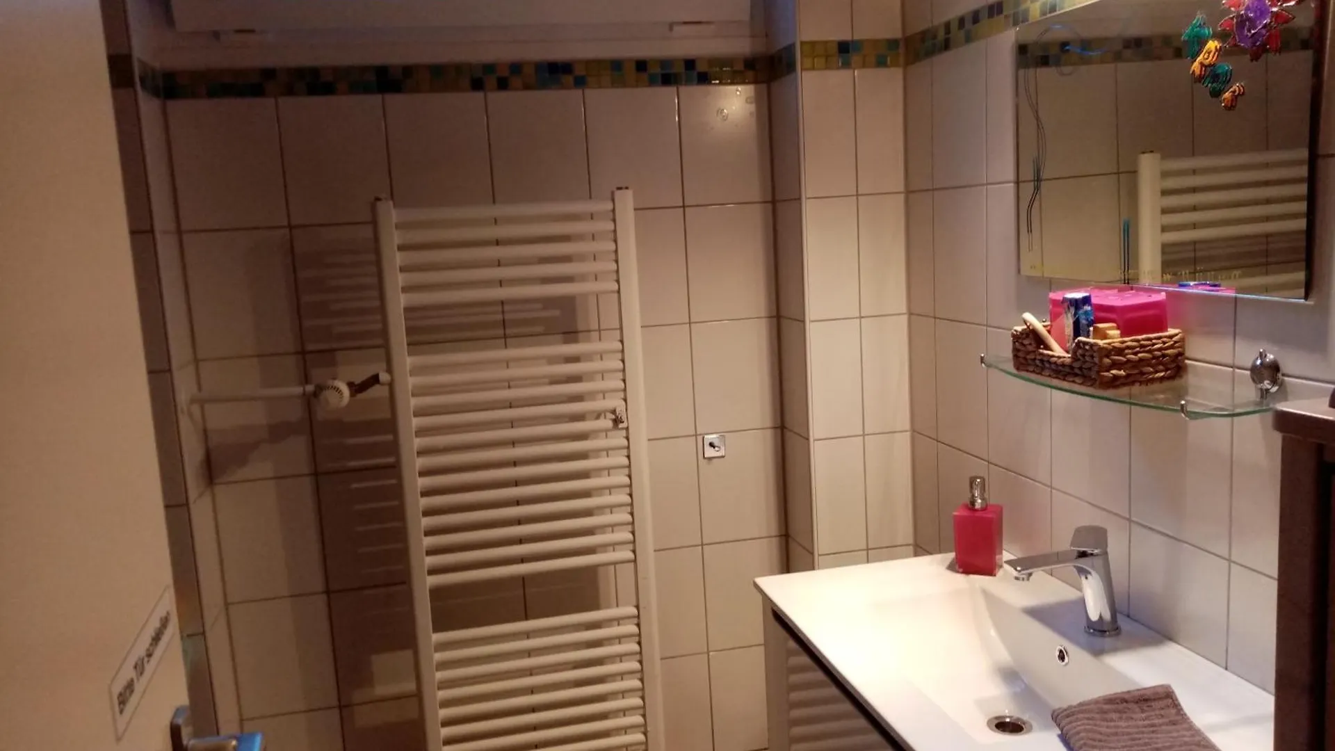 Haus Vogelparadies Homestay Hemhofen Germany