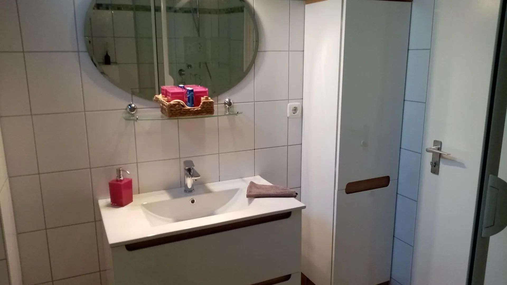 Privatunterkunft Haus Vogelparadies Hemhofen